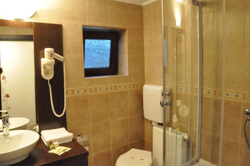 Garden Retreat (Adults Only) Hotell Bran  Eksteriør bilde