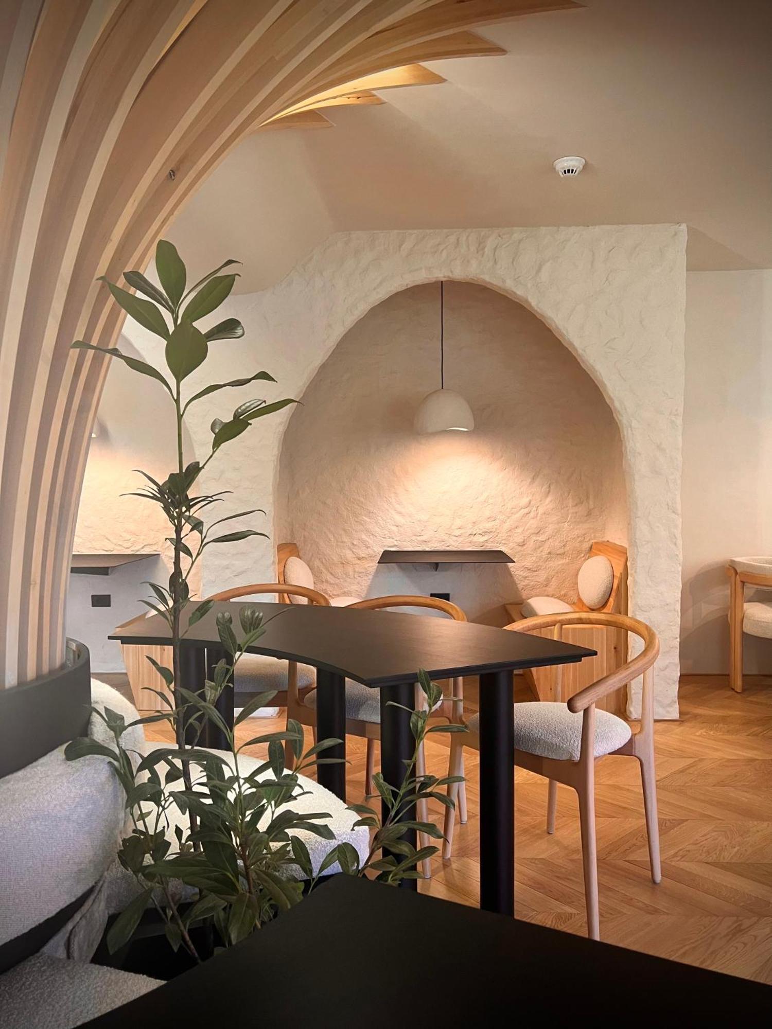 Garden Retreat (Adults Only) Hotell Bran  Eksteriør bilde