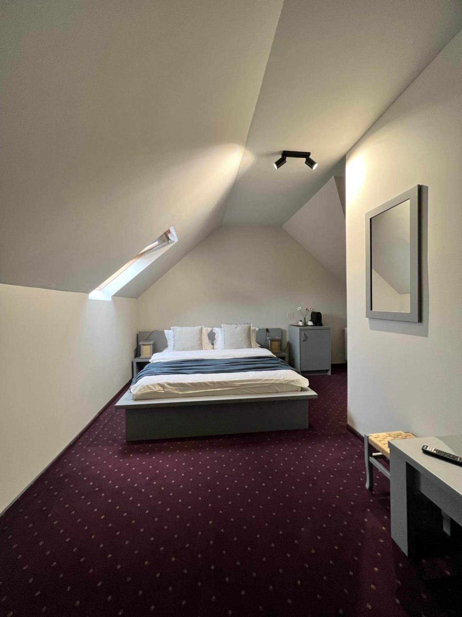 Garden Retreat (Adults Only) Hotell Bran  Eksteriør bilde
