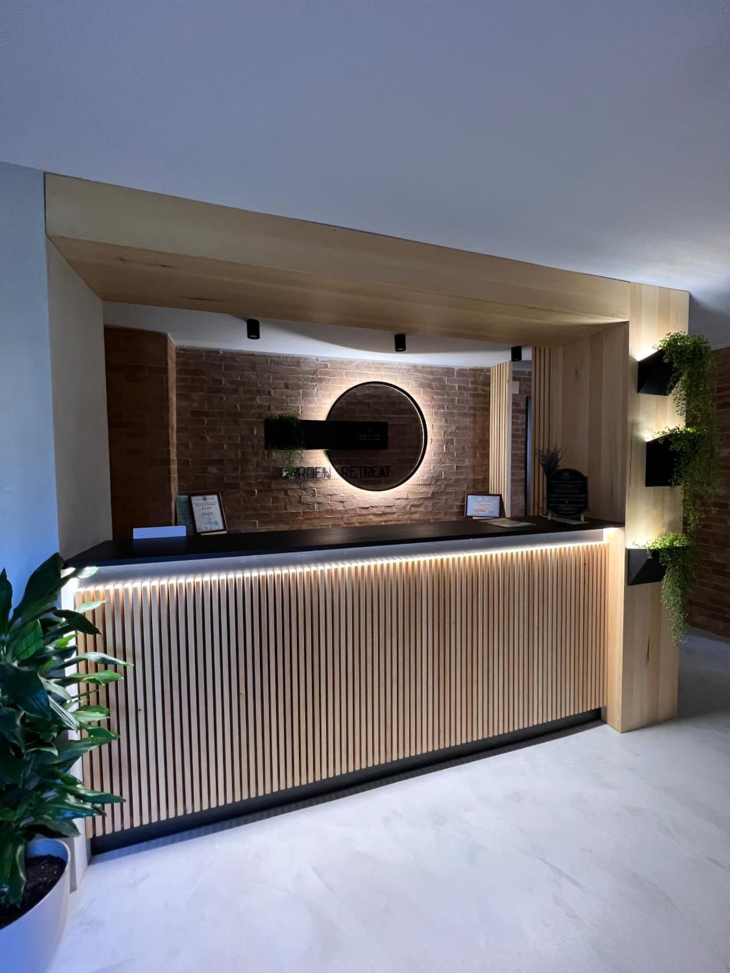 Garden Retreat (Adults Only) Hotell Bran  Eksteriør bilde
